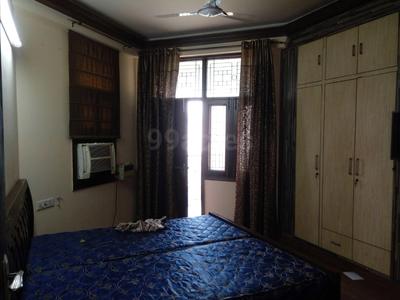 Gallery Cover Image of 1800 Sq.ft 3 BHK Apartment for rent in CGHS Azad Hind, Sector 9 Dwarka for 35000