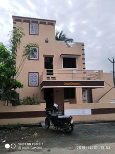 Gallery Cover Image of 1000 Sq.ft 2 BHK Independent Floor for rent in Pammal for 14000