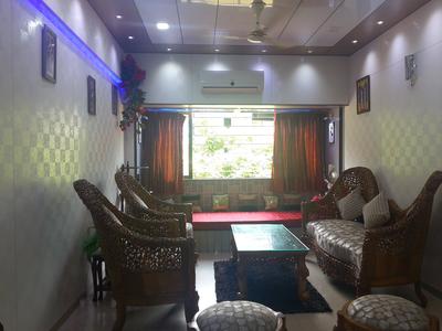 Gallery Cover Image of 1550 Sq.ft 3 BHK Apartment for buy in Malad West for 42500000