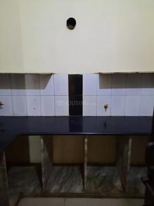 Gallery Cover Image of 950 Sq.ft 2 BHK Apartment for rent in Sector 32 for 9000