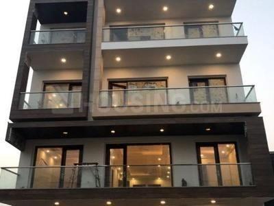 5+ BHK Independent House