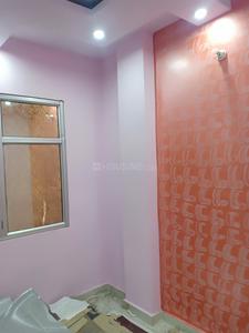 Gallery Cover Image of 300 Sq.ft 1 RK Independent Floor for buy in Uttam Nagar for 750000