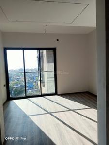 Gallery Cover Image of 1500 Sq.ft 3 BHK Apartment for rent in Rustomjee Paramount, Santacruz West for 220000