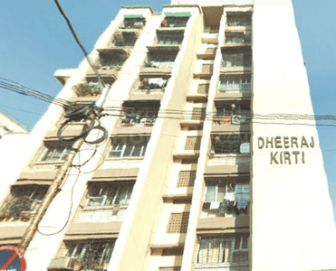 Gallery Cover Image of 900 Sq.ft 2 BHK Apartment for buy in Malad West for 17000000