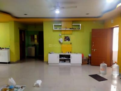 Gallery Cover Image of 1600 Sq.ft 3 BHK Apartment for rent in Manikonda for 23000