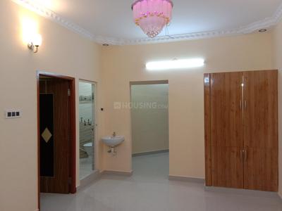 Gallery Cover Image of 568 Sq.ft 1 BHK Apartment for buy in Kattupakkam for 2300000