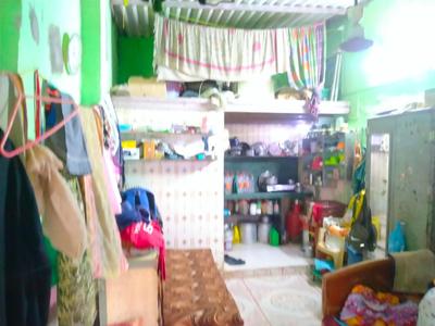 Gallery Cover Image of 350 Sq.ft 1 RK Independent House for buy in Goregaon East for 3500000