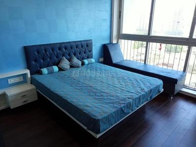 Gallery Cover Image of 1200 Sq.ft 2 BHK Independent Floor for rent in Amanora Future Towers, Hadapsar for 30000