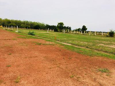 Gallery Cover Image of Sq.ft Residential Plot for buy in Redhills for 700000