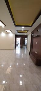 4 BHK इंडिपेंडेंट बिल्डर फ्लोर