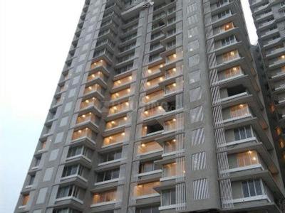 Gallery Cover Image of 950 Sq.ft 2 BHK Apartment for buy in Malad East for 17500000