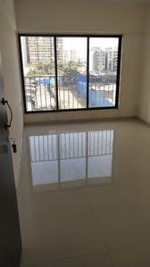 Gallery Cover Image of 575 Sq.ft 1 BHK Apartment for buy in Kandivali West for 7200000
