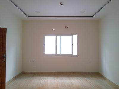Gallery Cover Image of 2440 Sq.ft 3 BHK Apartment for buy in Hakimpet for 19250000