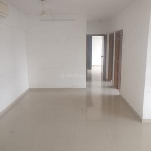 Gallery Cover Image of 2000 Sq.ft 6 BHK Apartment for buy in Andheri East for 65000000