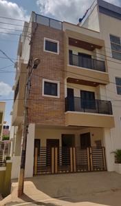 Gallery Cover Image of 3000 Sq.ft 5 BHK Independent House for buy in Narayanapura for 10500000