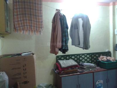 Gallery Cover Image of 1000 Sq.ft 2 BHK Independent House for buy in Malad West for 3500000