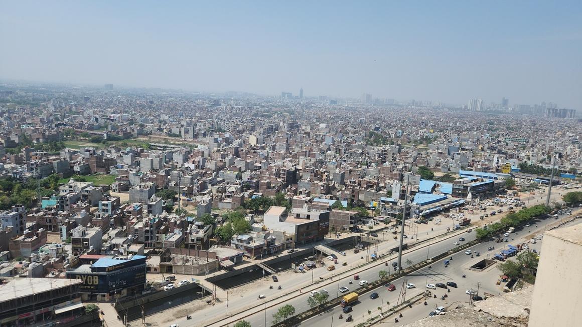 Gaurs 14th Avenue - Image 20