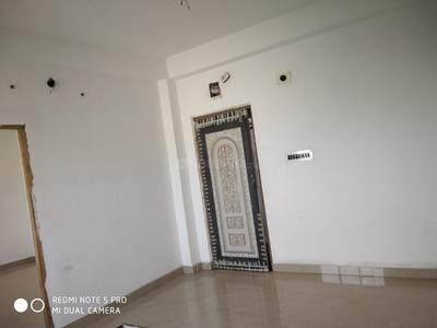Gallery Cover Image of 360 Sq.ft 1 RK Independent Floor for buy in Tangra for 1980000