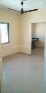 Gallery Cover Image of 420 Sq.ft 1 BHK Apartment for buy in Malad West for 5200000