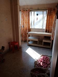 Gallery Cover Image of 500 Sq.ft 1 BHK Apartment for buy in Lakadganj for 2000000