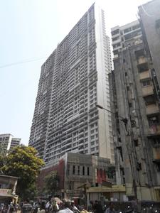 Gallery Cover Image of 1815 Sq.ft 3 BHK Apartment for buy in Malad East for 35000000