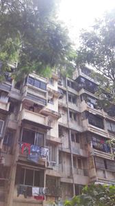Gallery Cover Image of 585 Sq.ft 1 BHK Apartment for rent in Malad West for 25000