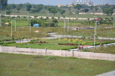 DLF Garden City Plot