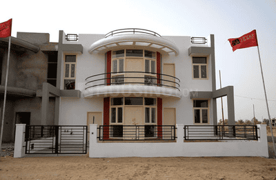 Gallery Cover Image of 400 Sq.ft 1 BHK Villa for buy in Ansal API Sushant Lok, Surya Colony for 400000