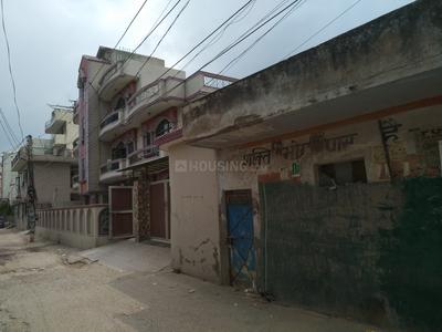 Gallery Cover Image of 650 Sq.ft 1 BHK Apartment for rent in Singha Enclave, Behala for 8500