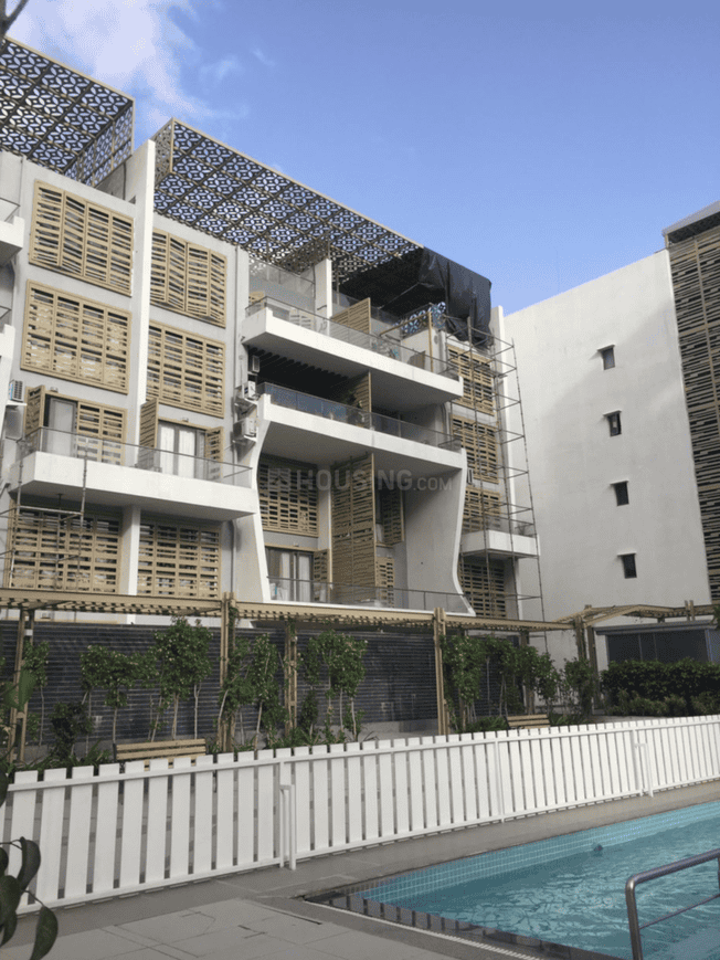 4 Under Construction Projects Near Deutsche Bank Pushpak Park