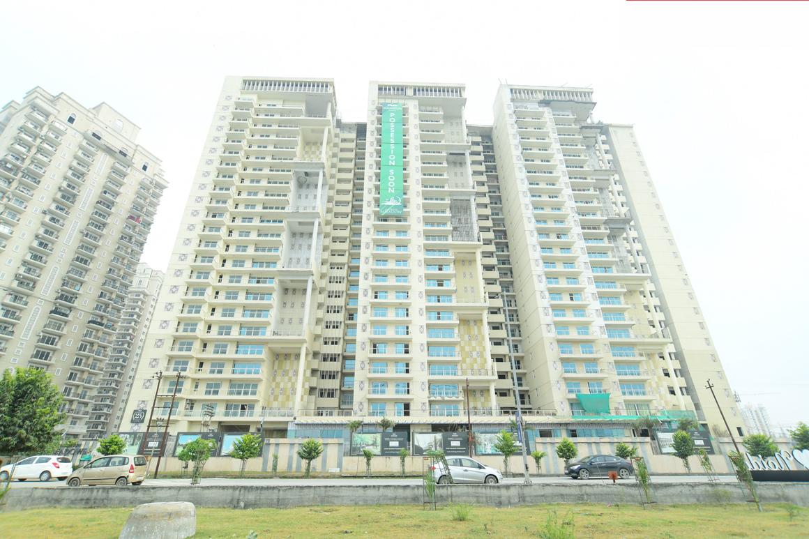 Mahagun Meadows Highrise