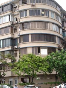 Gallery Cover Image of 620 Sq.ft 1 BHK Apartment for rent in Bharat Mahal, Churchgate for 85000