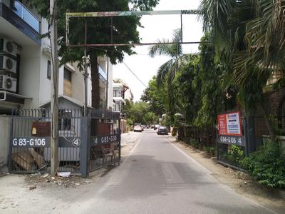 Gallery Cover Image of 2250 Sq.ft 3 BHK Apartment for buy in RWA Saket Block G, Saket for 28100000