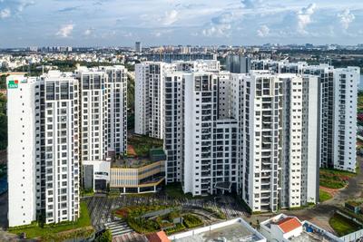 Gallery Cover Image of 535 Sq.ft 1 RK Apartment for buy in SNN Raj Etternia, Parappana Agrahara for 4000000
