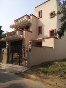 358 Sq.ft Residential Plot for Sale in DLF Phase 4, Gurgaon