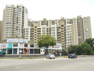 Gallery Cover Image of 1340 Sq.ft 3 BHK Apartment for buy in Sector 143 for 6300000
