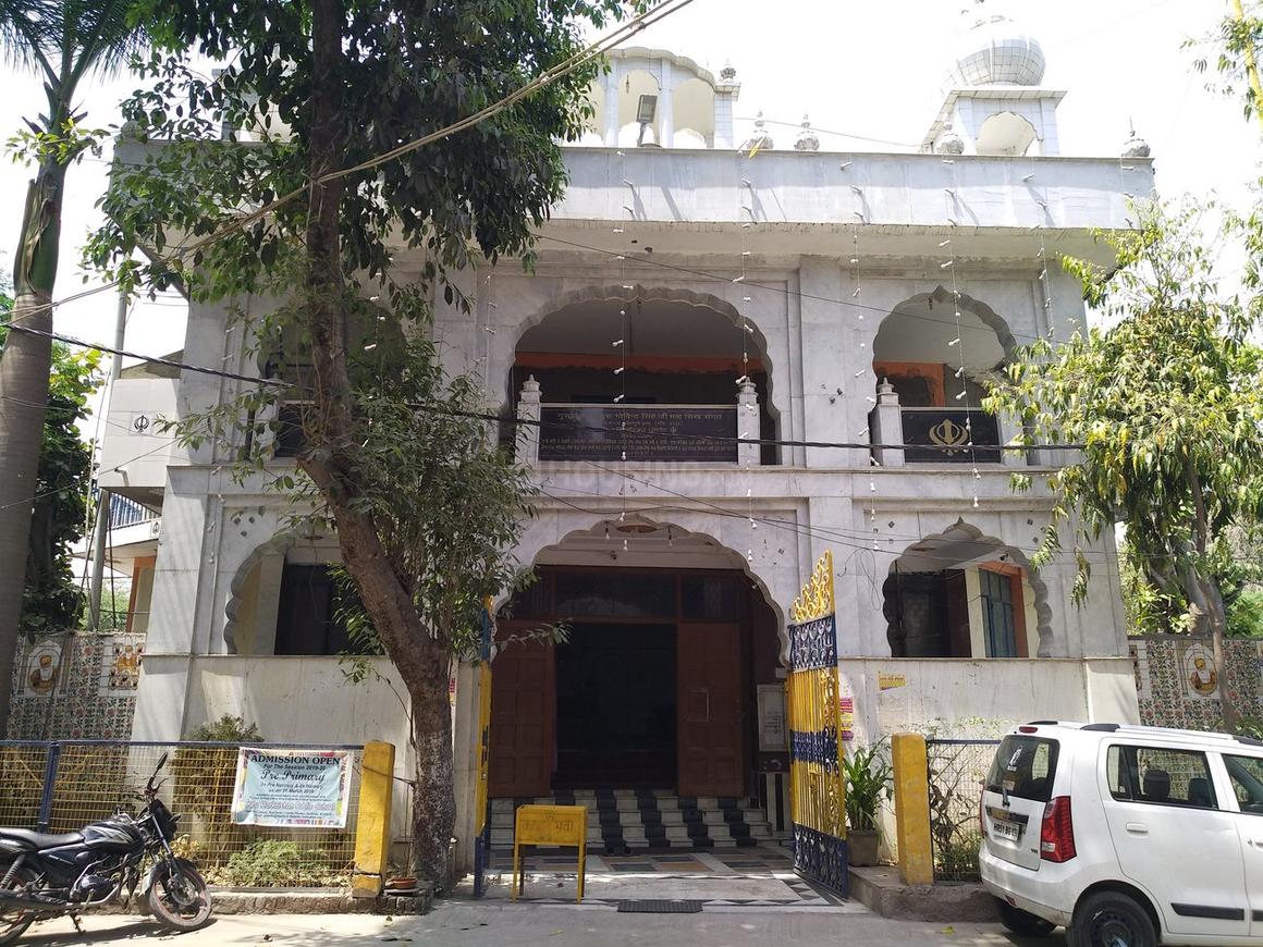 1 BHK Apartment for rent in Madangir, New Delhi 100 Sqft.